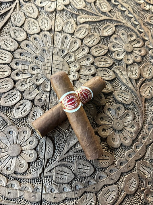 Romeo y Julieta Petit Royales